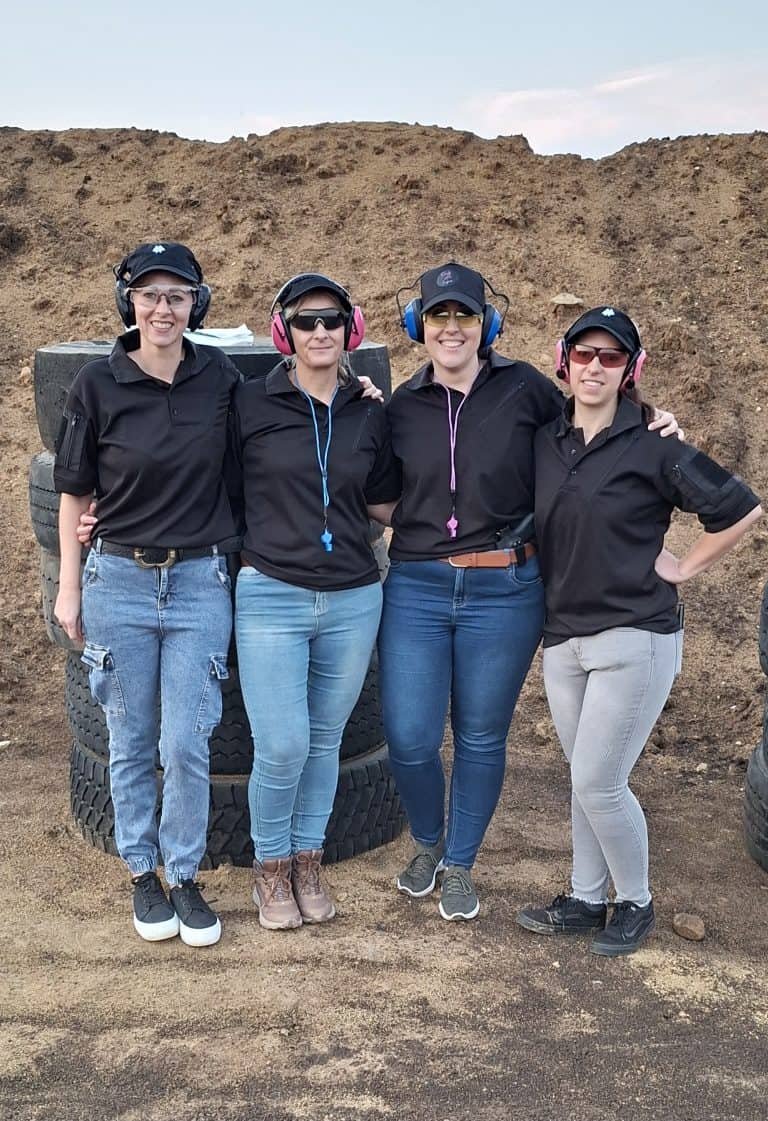 Skote (mevrou) Petoors!